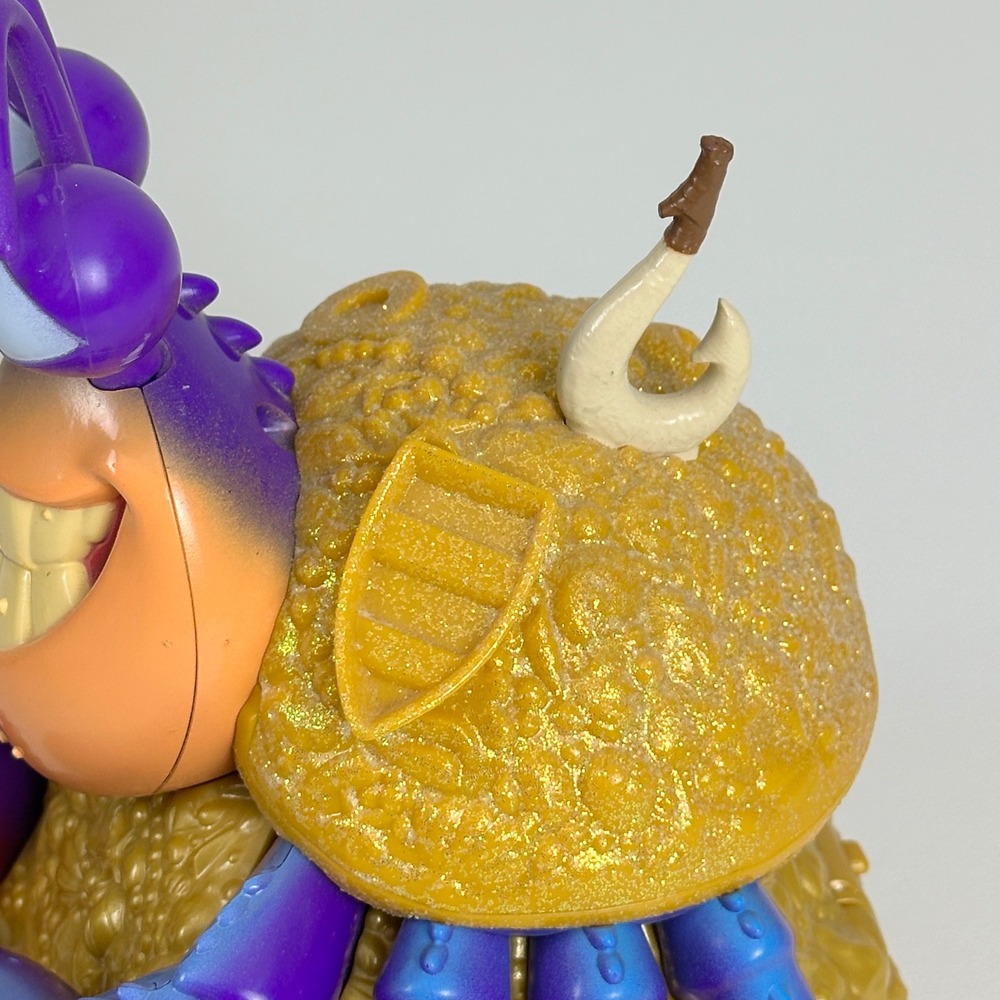 Disney Moana Tamatoa Shiny Crab Jewelry Box with Ring Gold Purple Figure - Picture 6 of 16